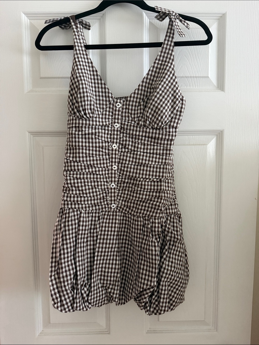 ASTR THE LABEL Jeliany Bubble Hem Drop Waist Mini Dress XS - Picture 2 of 3
